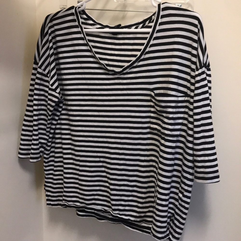 3/4 sleeve striped pocket tee
